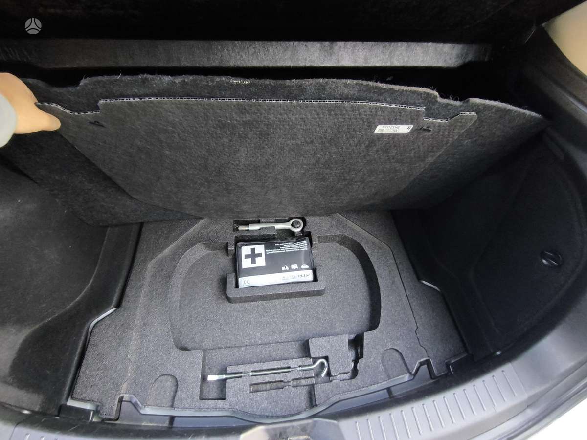 Mazda 3, 2.2 l., hatchback