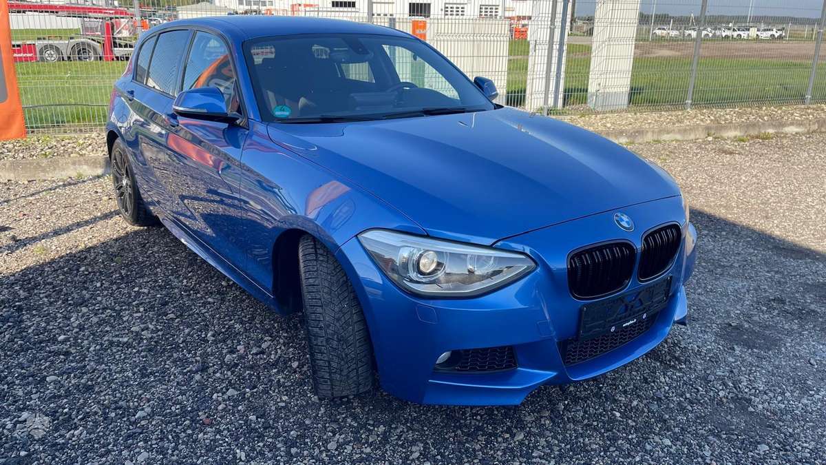 BMW 116, 2.0 l., hatchback