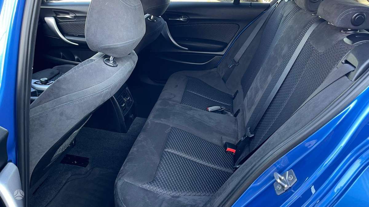 BMW 116, 2.0 l., hatchback