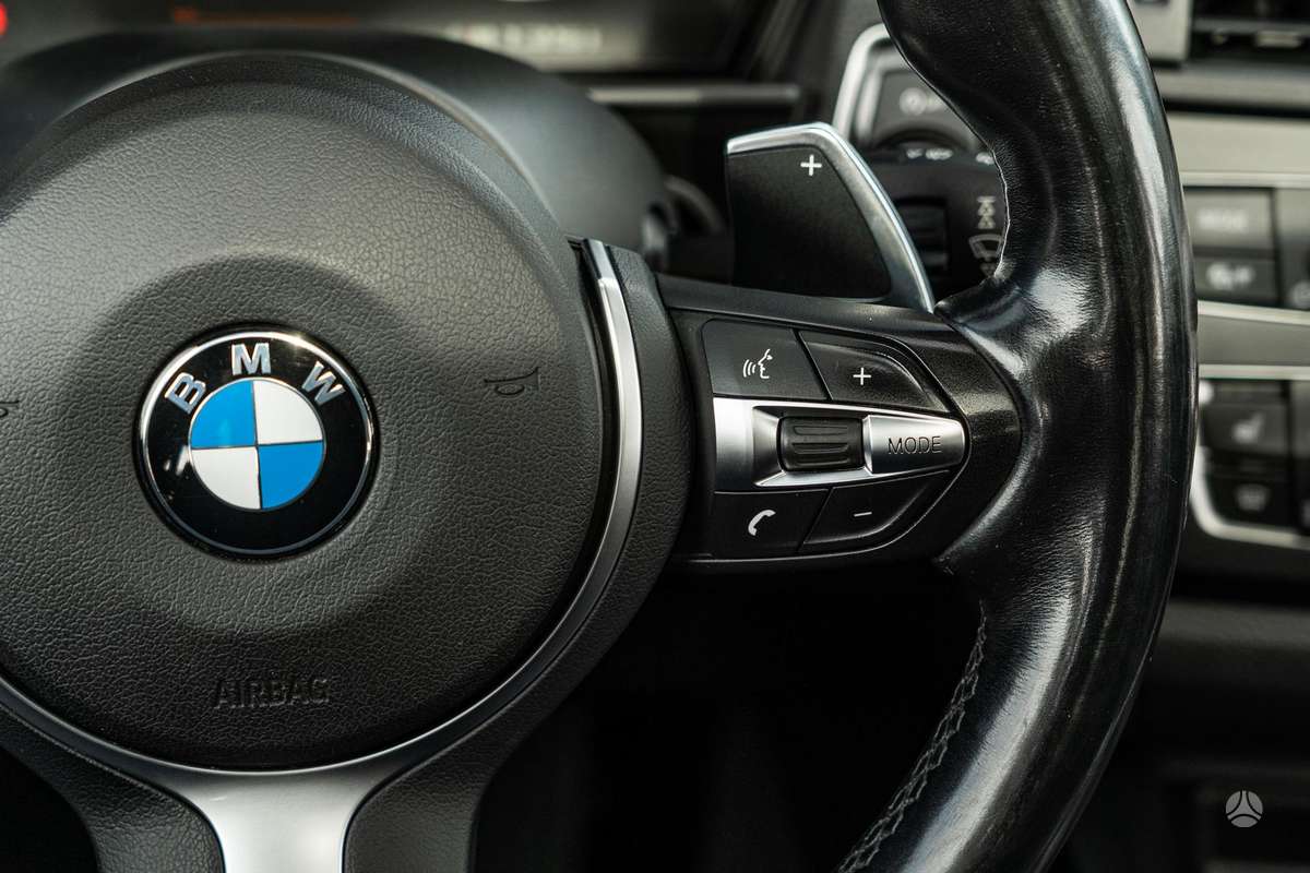 BMW M135, 3.0 l., hatchback