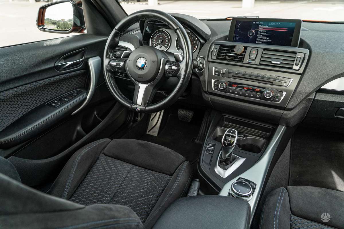 BMW M135, 3.0 l., hatchback