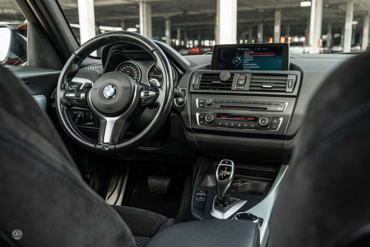 BMW M135, 3.0 l., hatchback