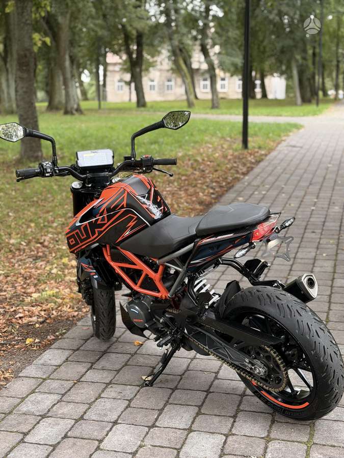 KTM Duke 125cc, street / classic