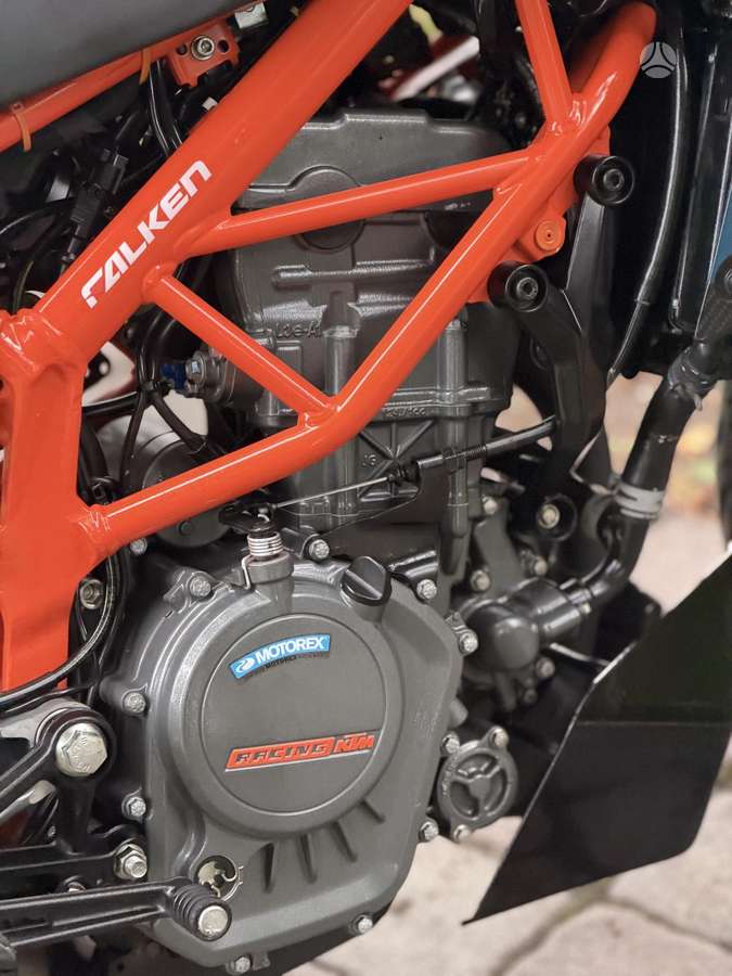 KTM Duke 125cc, street / classic