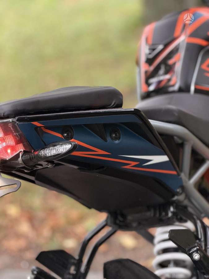 KTM Duke 125cc, street / classic