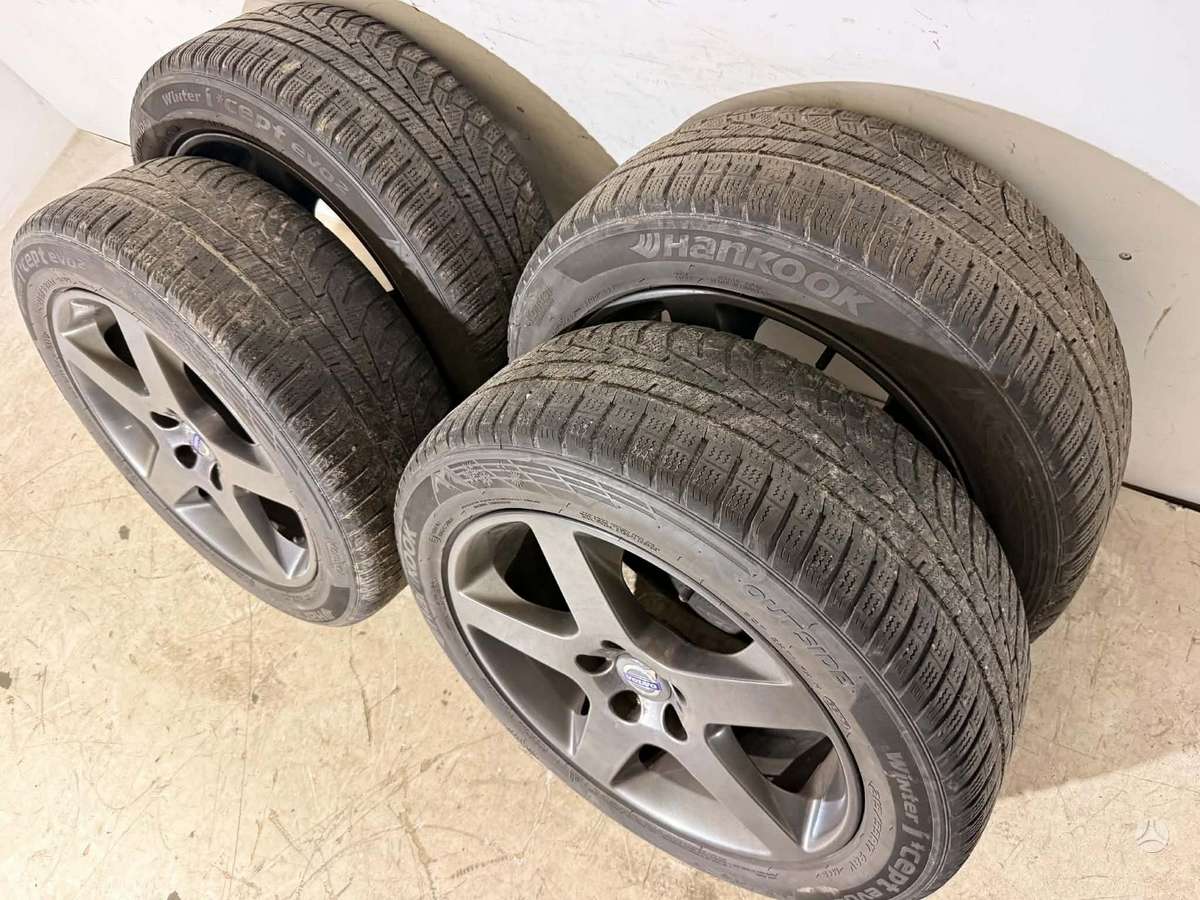 Hankook, всесезонные 215/55 R17