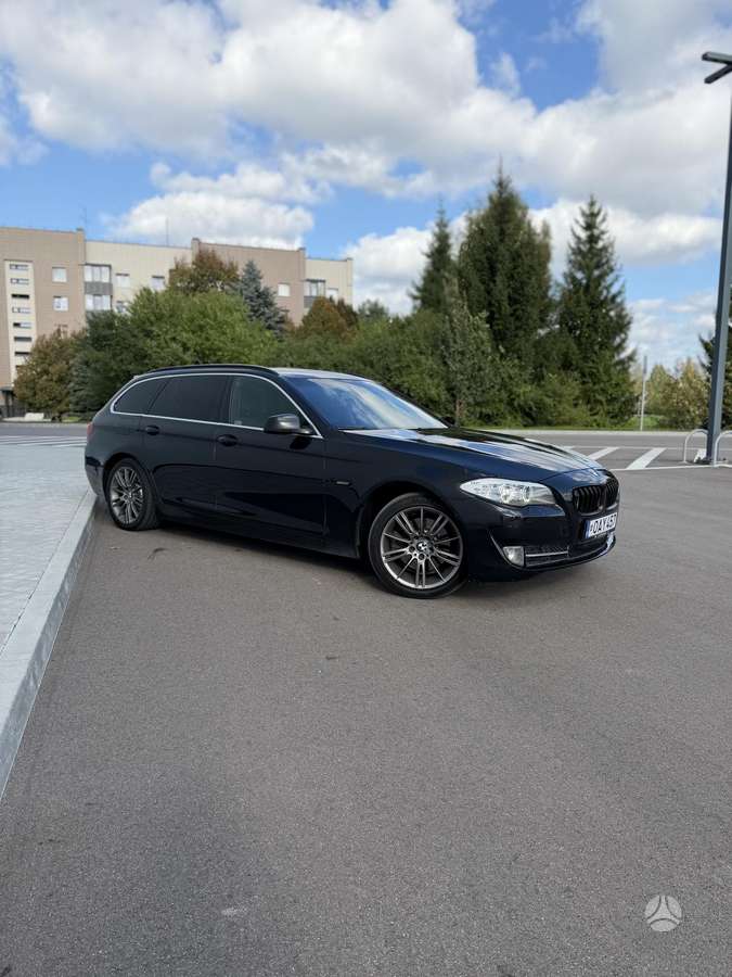 BMW 520, 2.0 l., wagon
