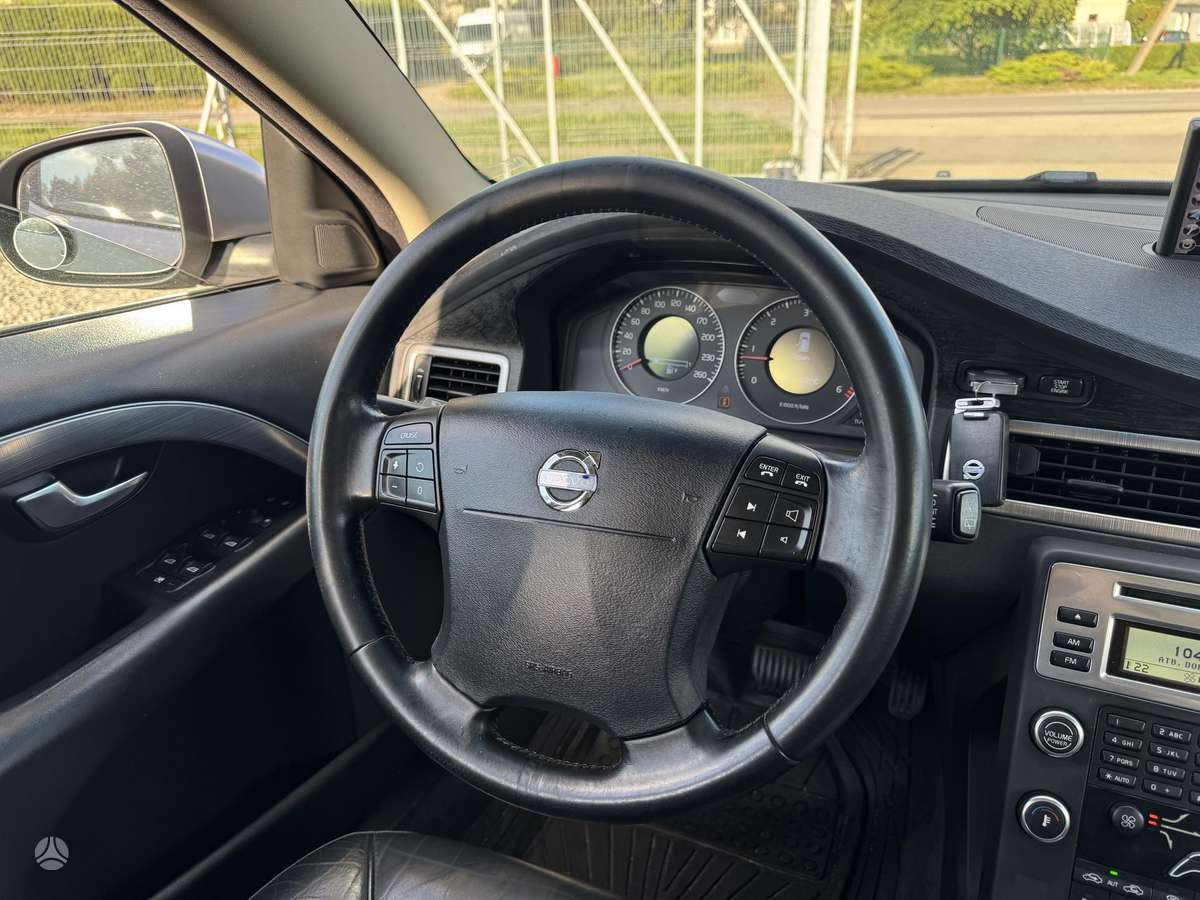 Volvo V70, 2.4 l., wagon