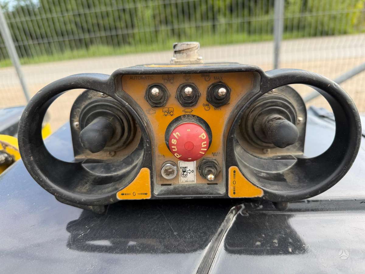 Bomag BMP8500, vibrator / compactor