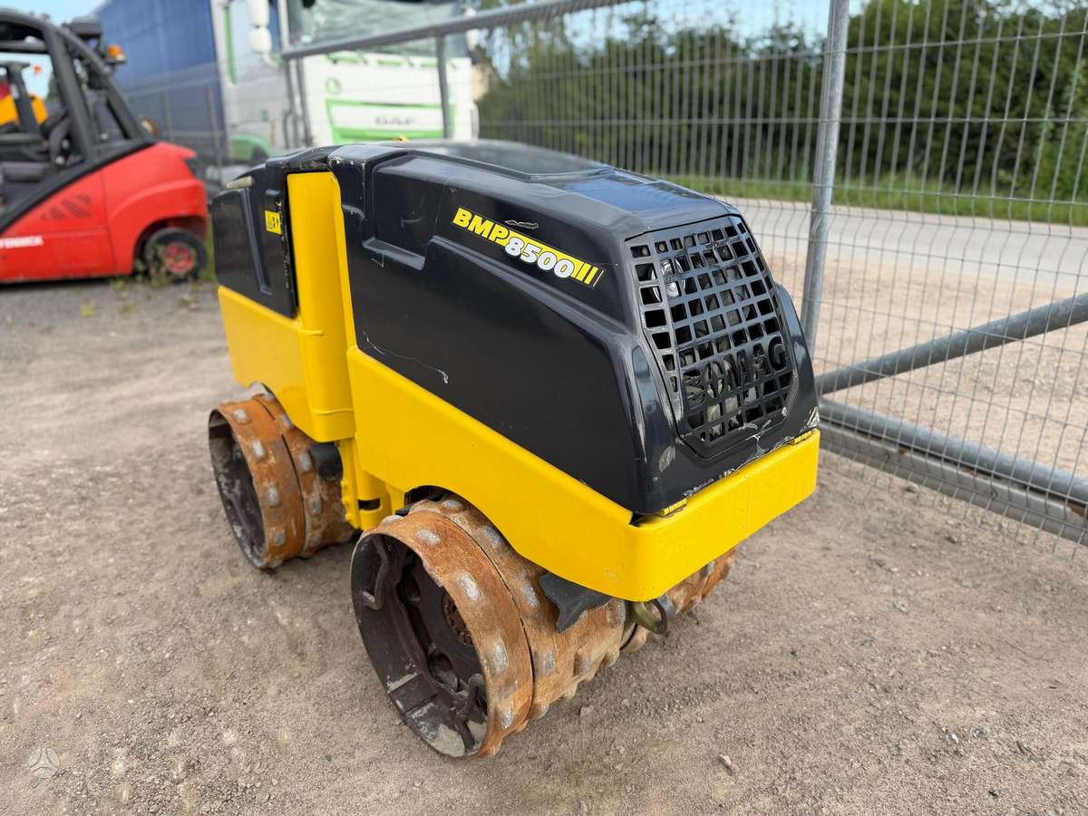 Bomag BMP8500, vibrator / compactor