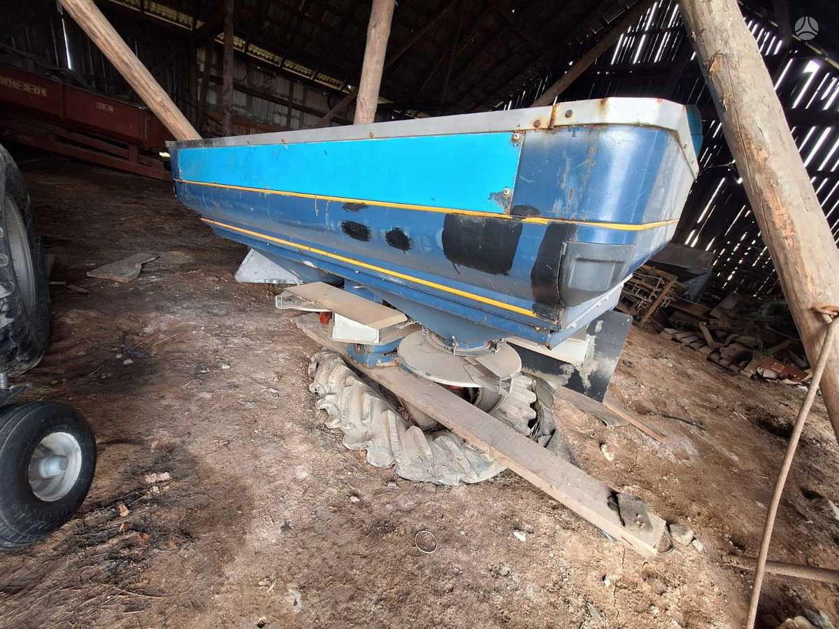 Bogballe EX1000, spreaders