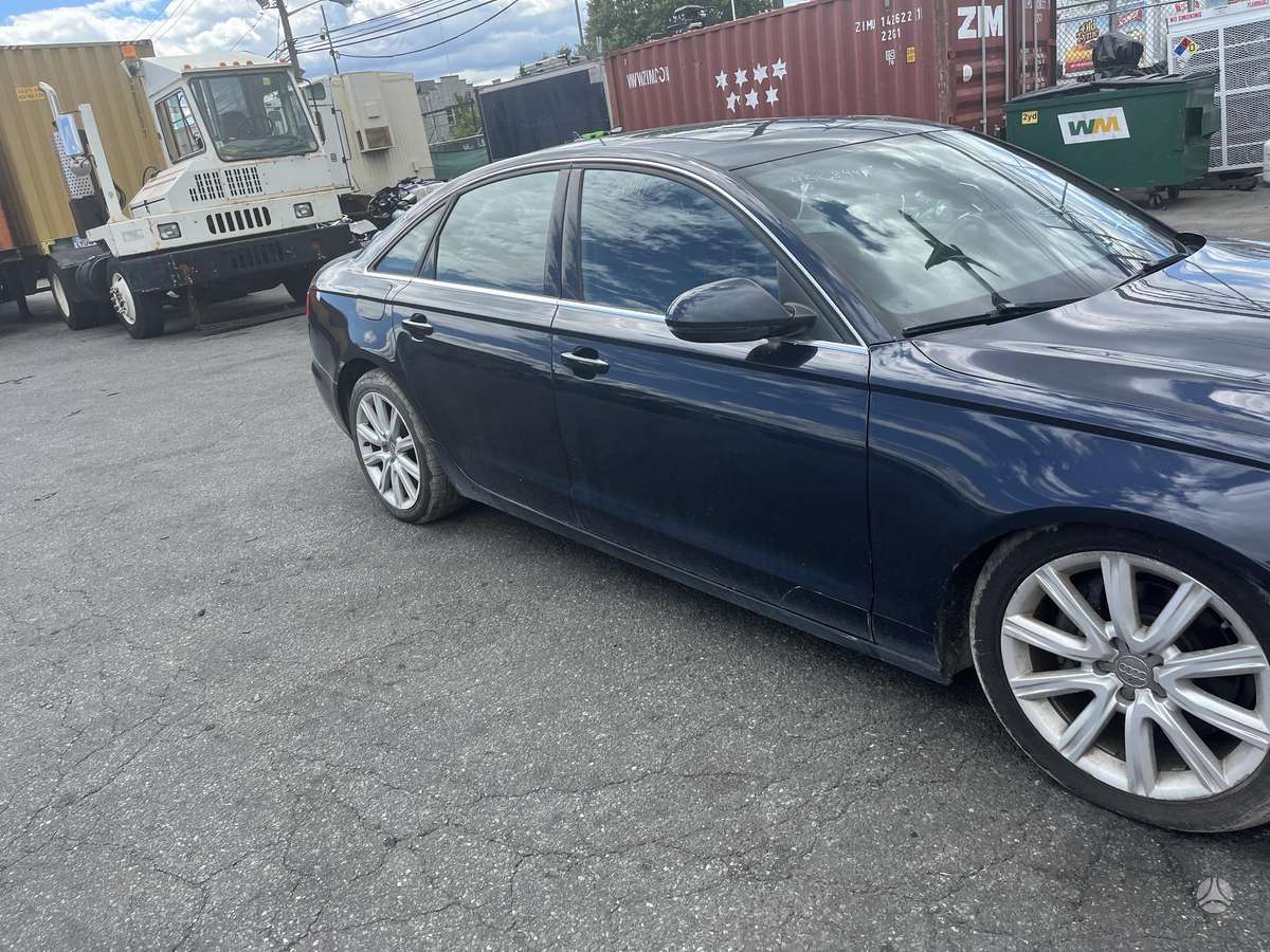 Audi A6, 2.0 l., Седан