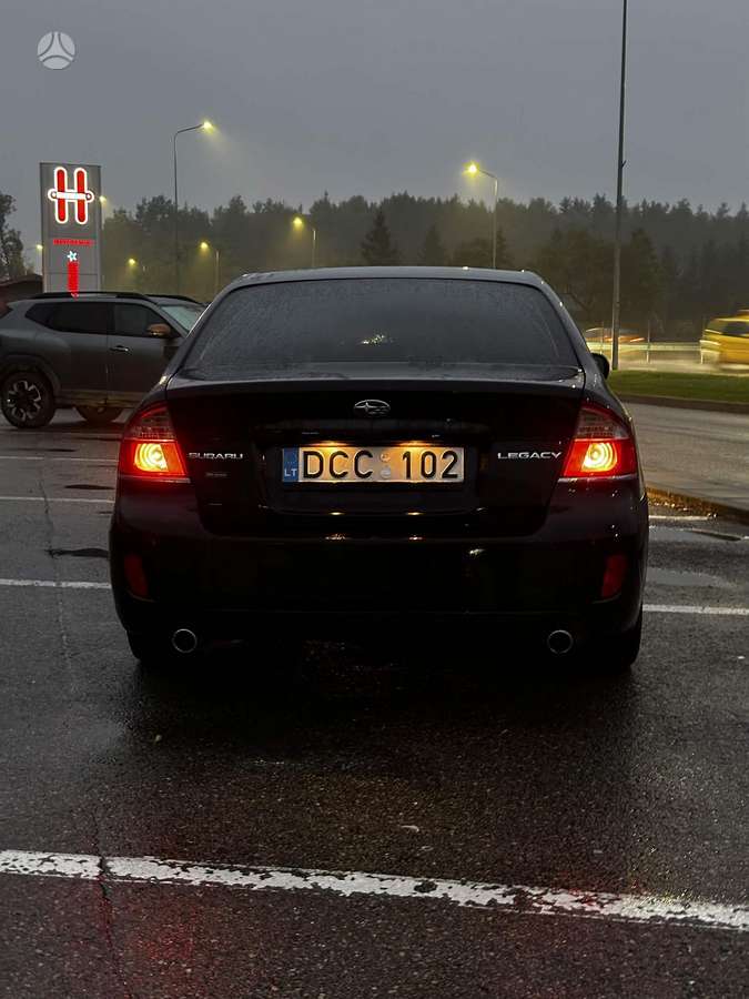 Subaru Legacy, 2.0 l., Седан