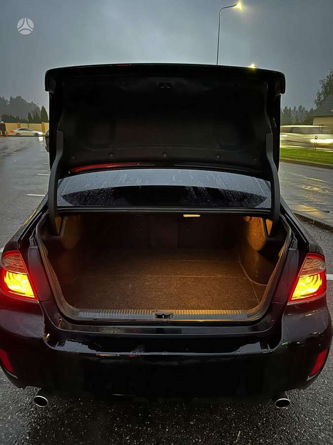 Subaru Legacy, 2.0 l., Седан