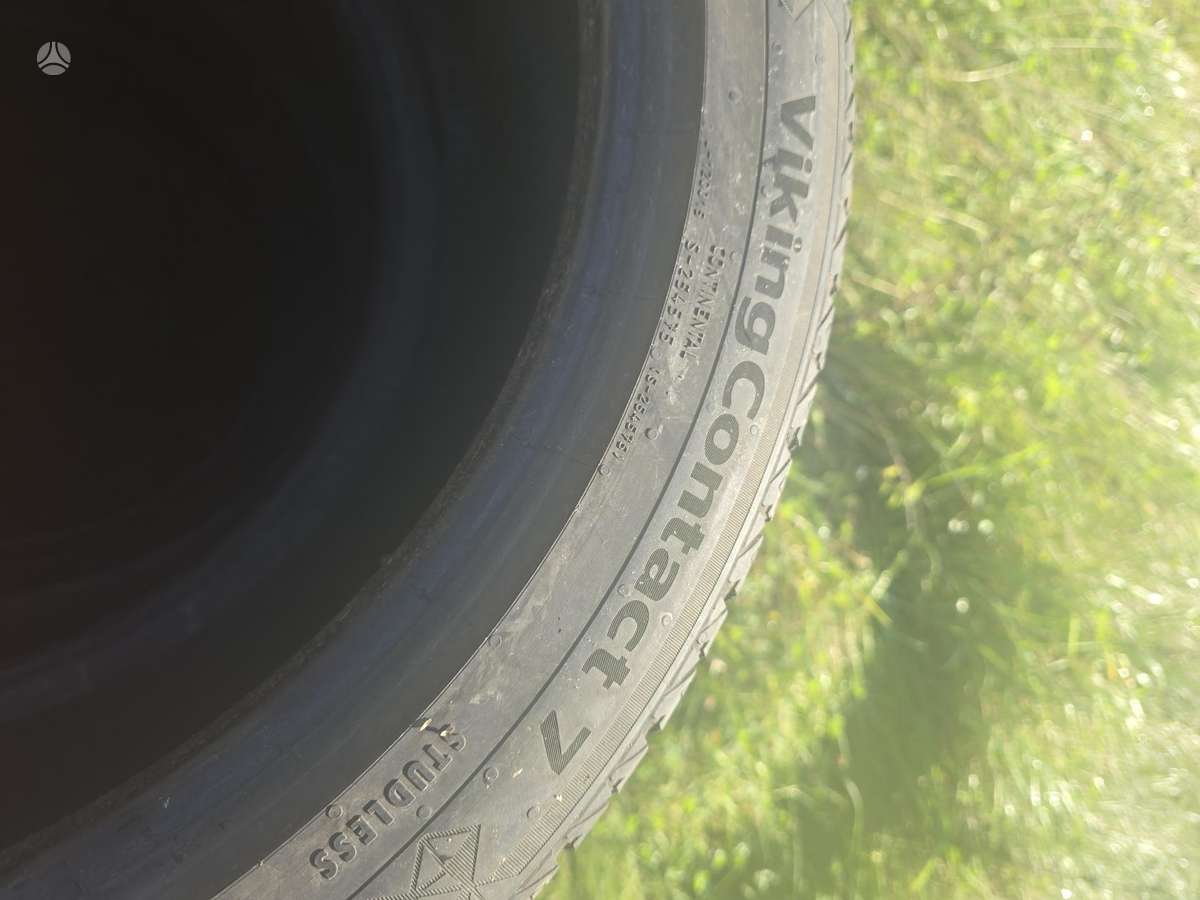 Continental, žieminės 235/45 R19