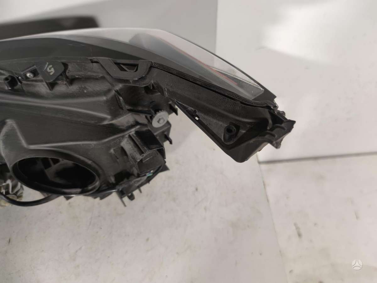 Lexus NX klasė doors, lights