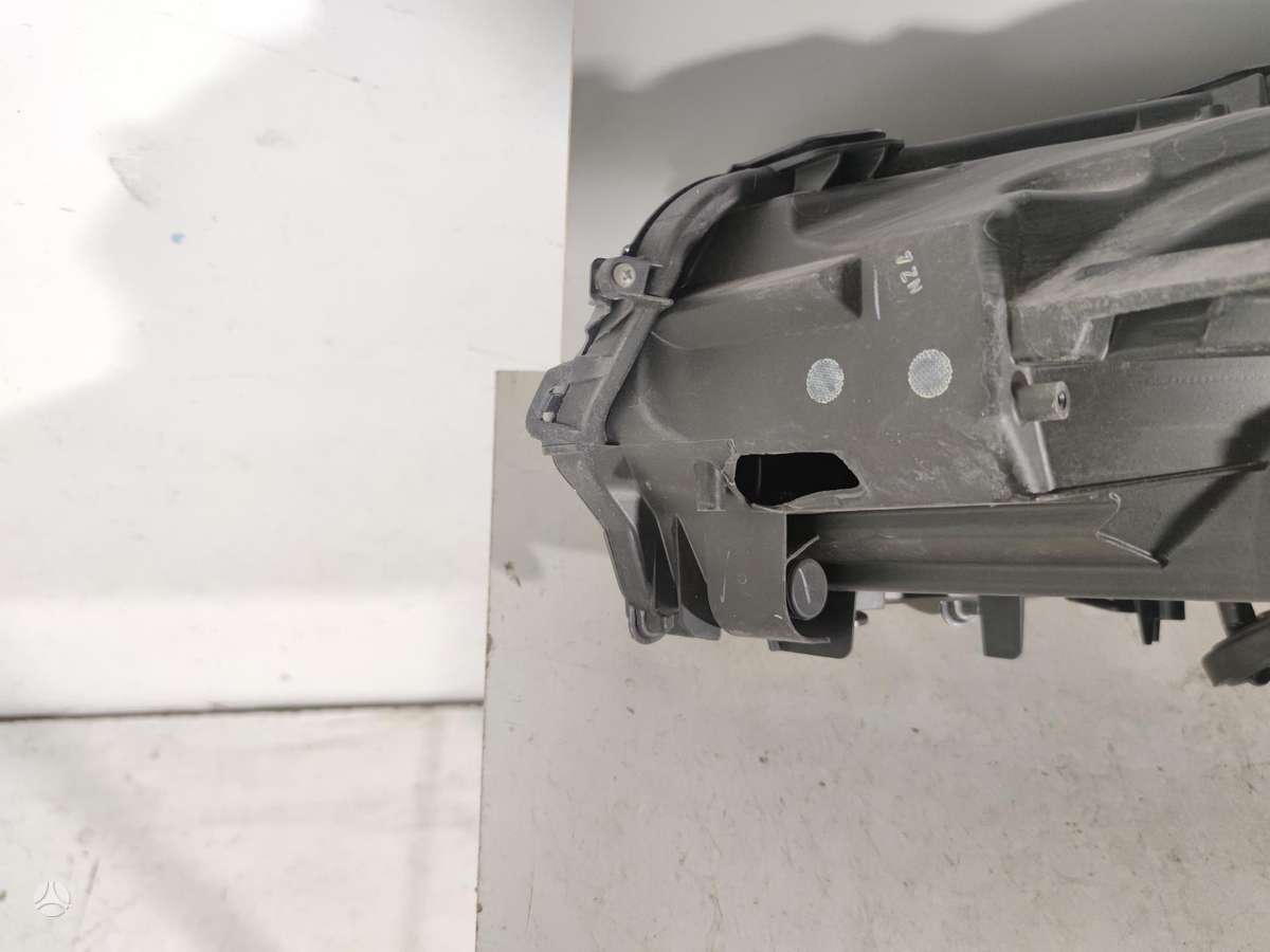 Lexus NX klasė doors, lights