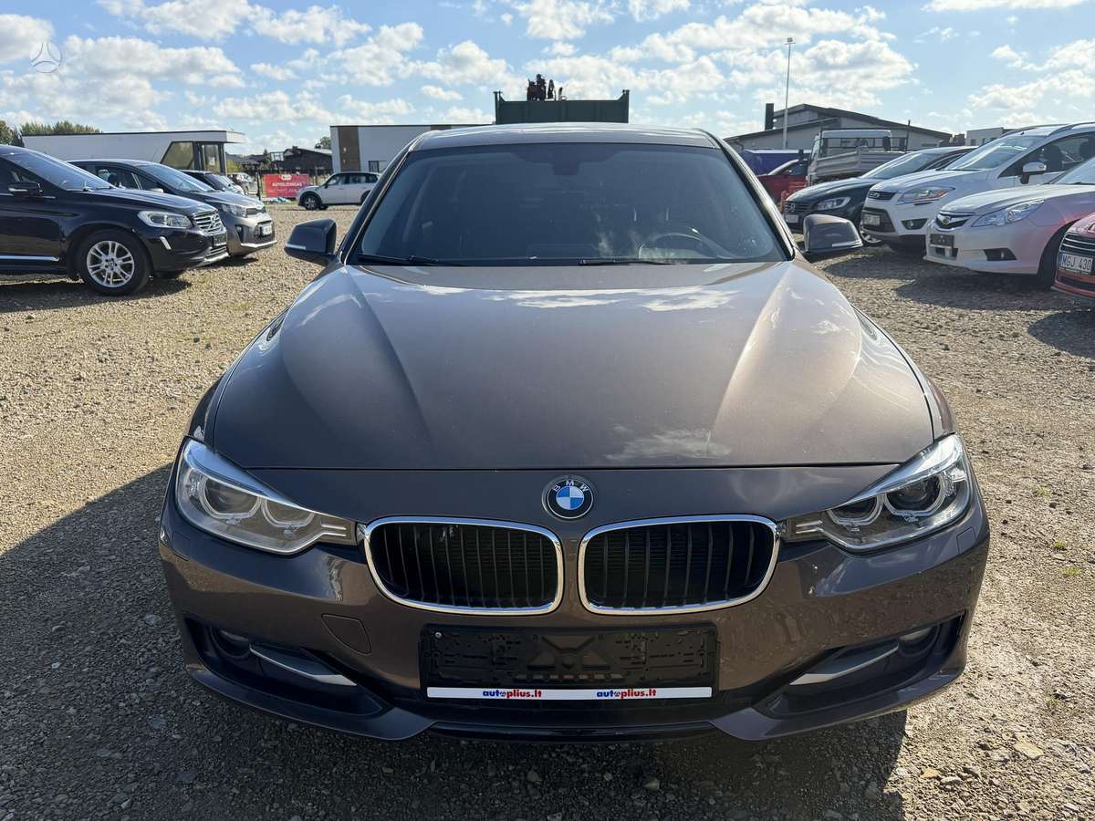 BMW 320, 2.0 l., Седан