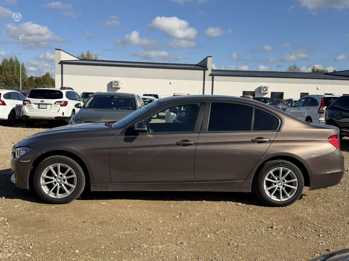 BMW 320, 2.0 l., Седан