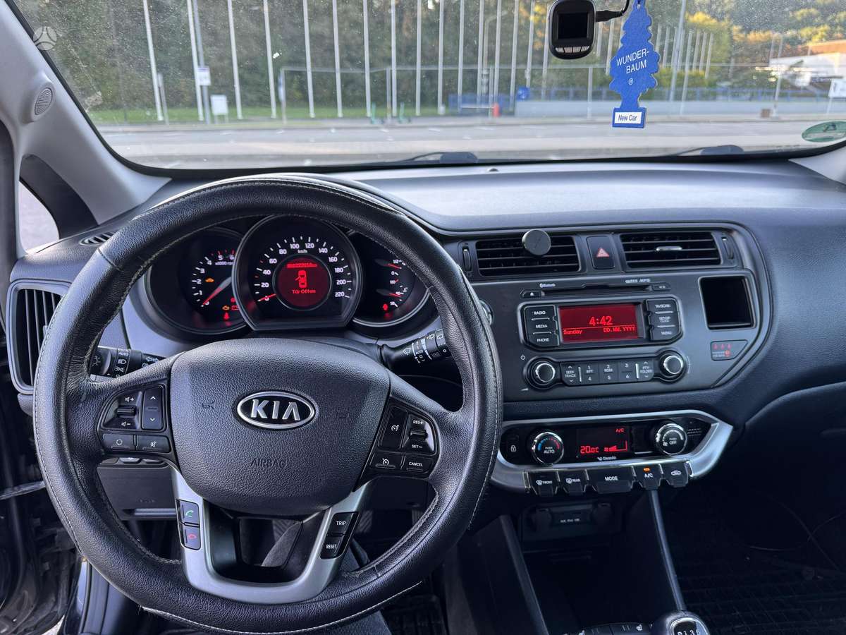 Kia Rio, 1.4 l., Хэтчбек