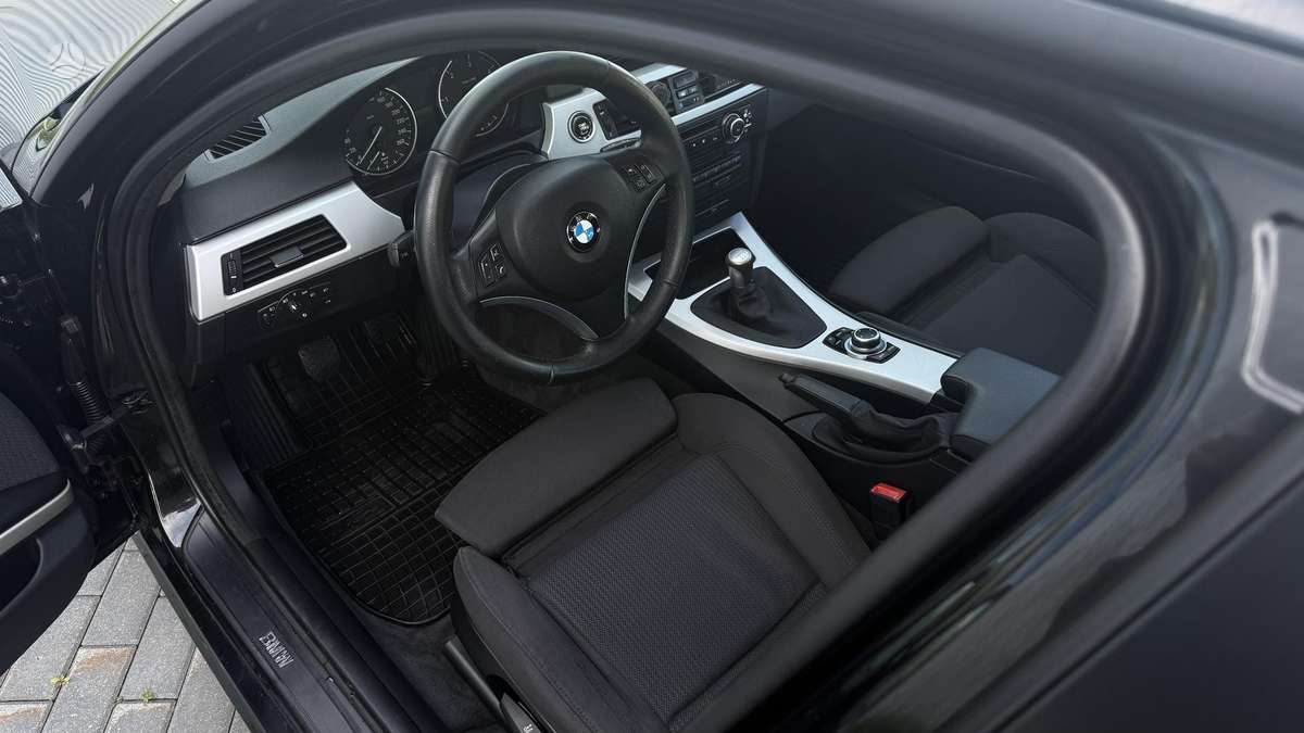 BMW 318, 2.0 l., Универсал