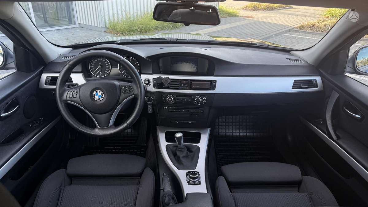 BMW 318, 2.0 l., Универсал