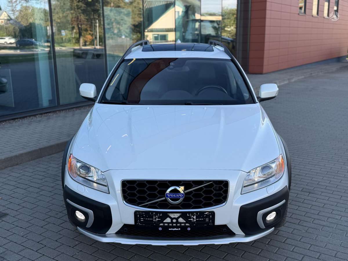 Volvo XC70, 2.4 l., wagon
