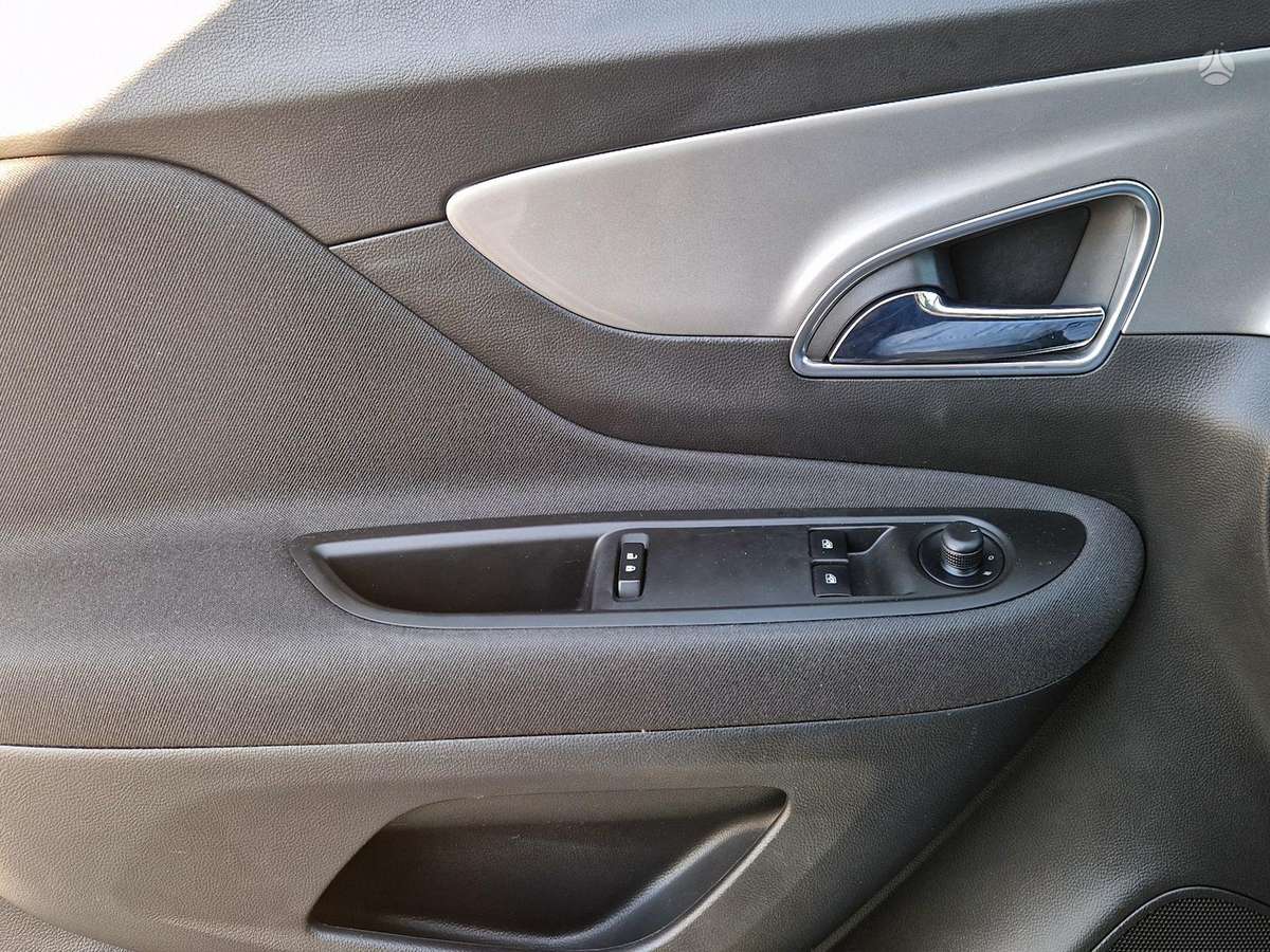 Opel Mokka 2014 — фото 24