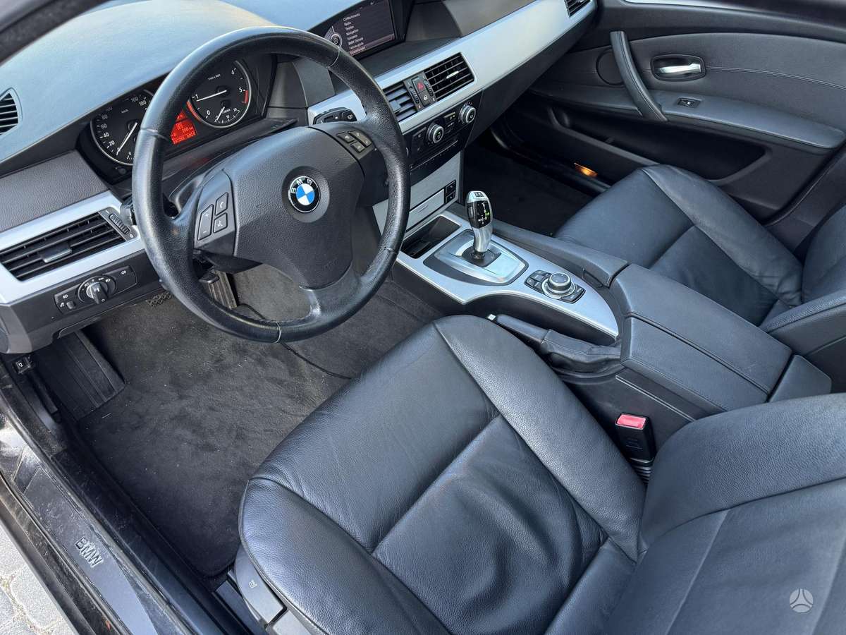 BMW 520, 2.0 l., wagon