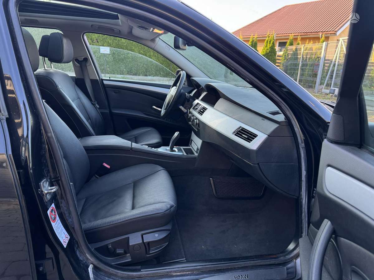 BMW 520, 2.0 l., wagon