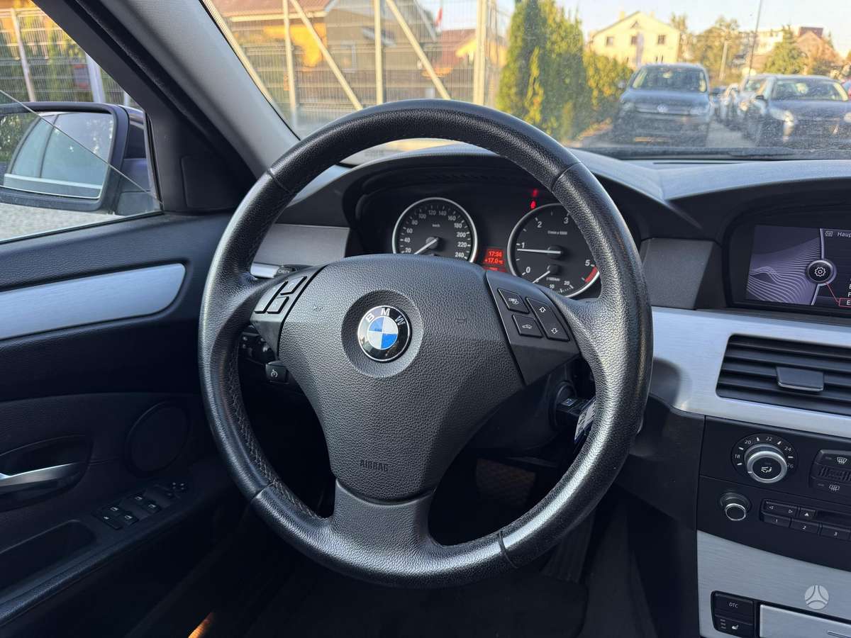 BMW 520, 2.0 l., wagon