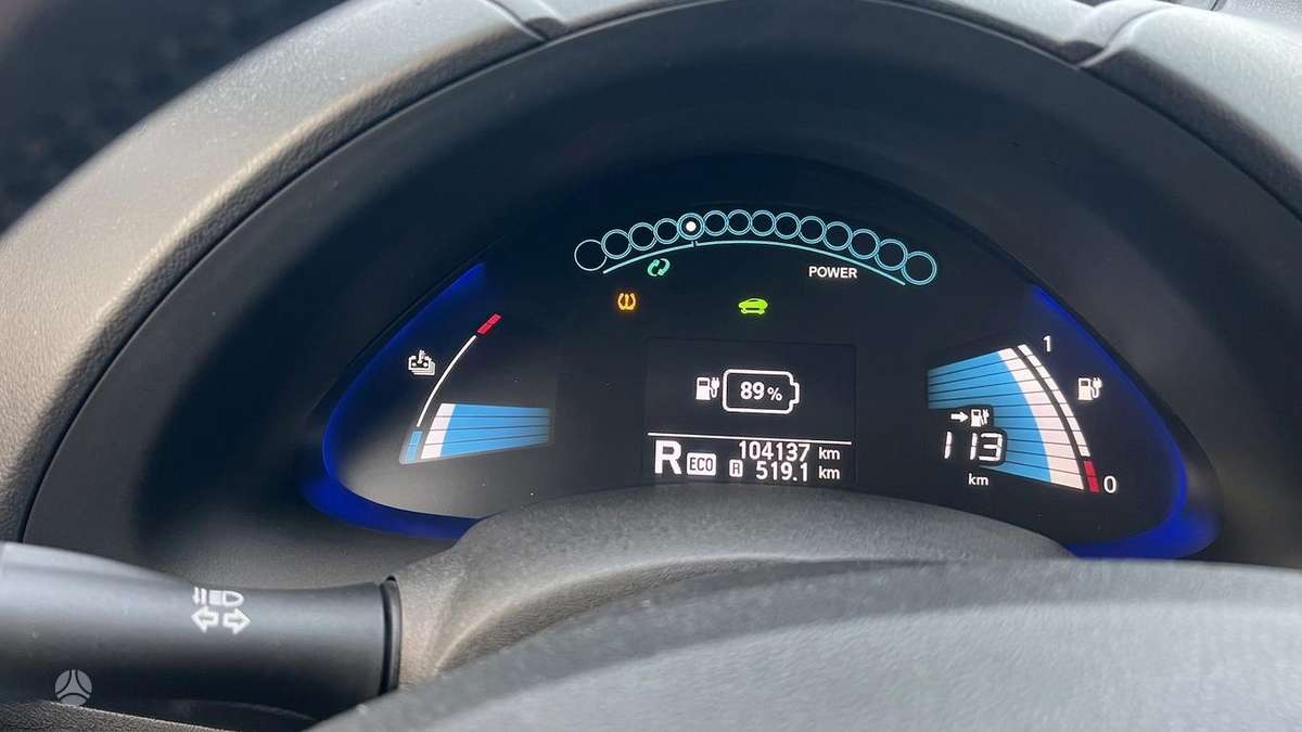 Nissan Leaf, 24 kWh, hatchback