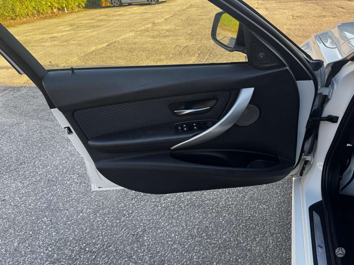 BMW 320, 2.0 l., wagon