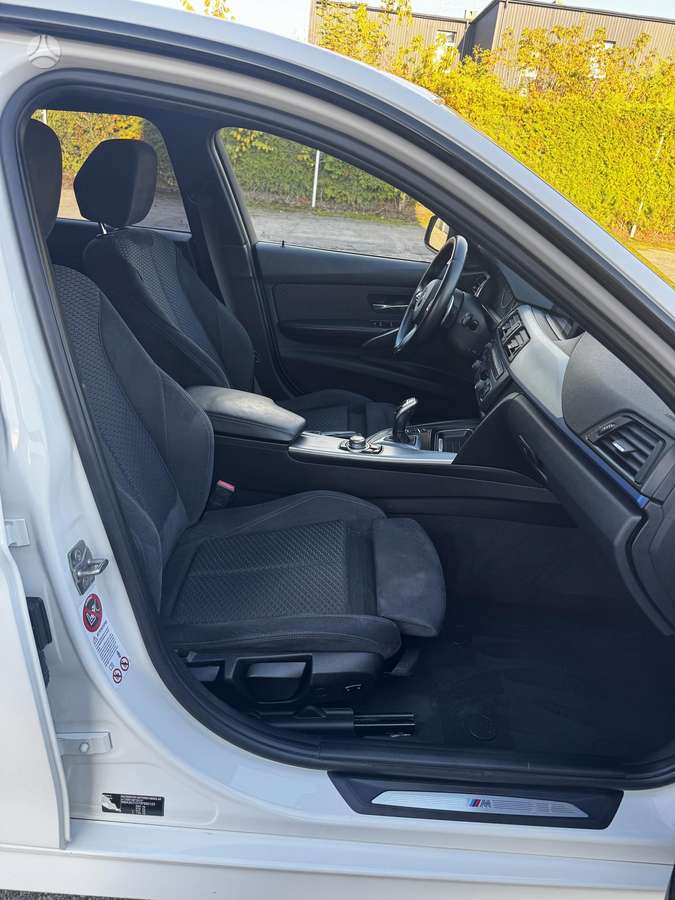 BMW 320, 2.0 l., wagon