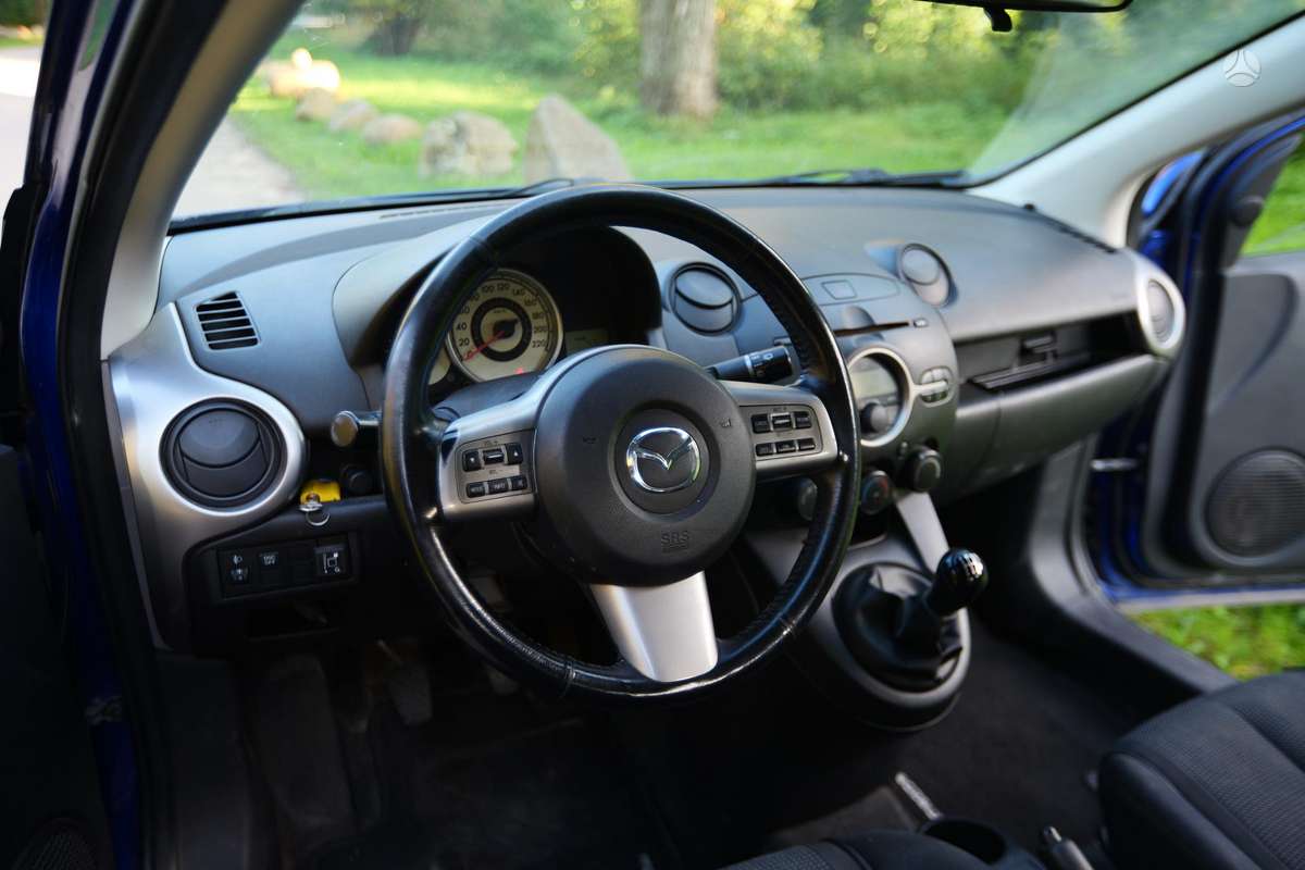 Mazda 2, 1.5 l., Хэтчбек