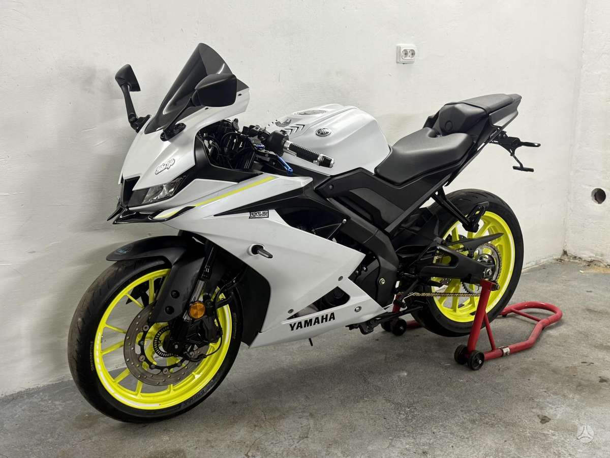 Yamaha YZF 125cc, superbikes