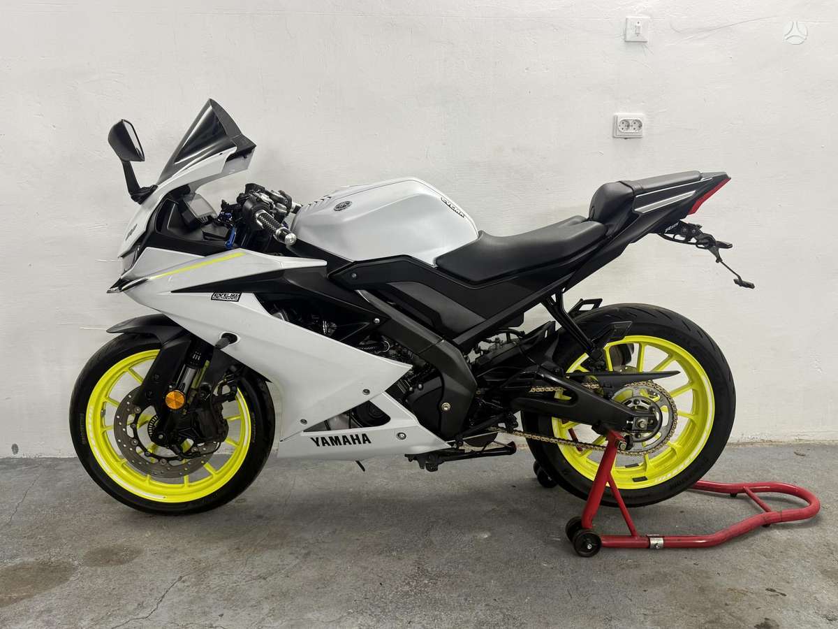 Yamaha YZF 125cc, superbikes