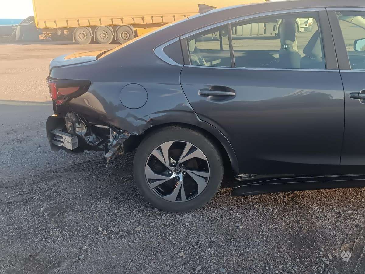 Subaru Legacy, 2.5 l., Седан