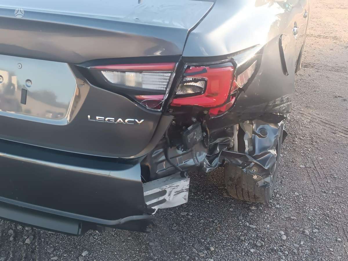 Subaru Legacy, 2.5 l., Седан