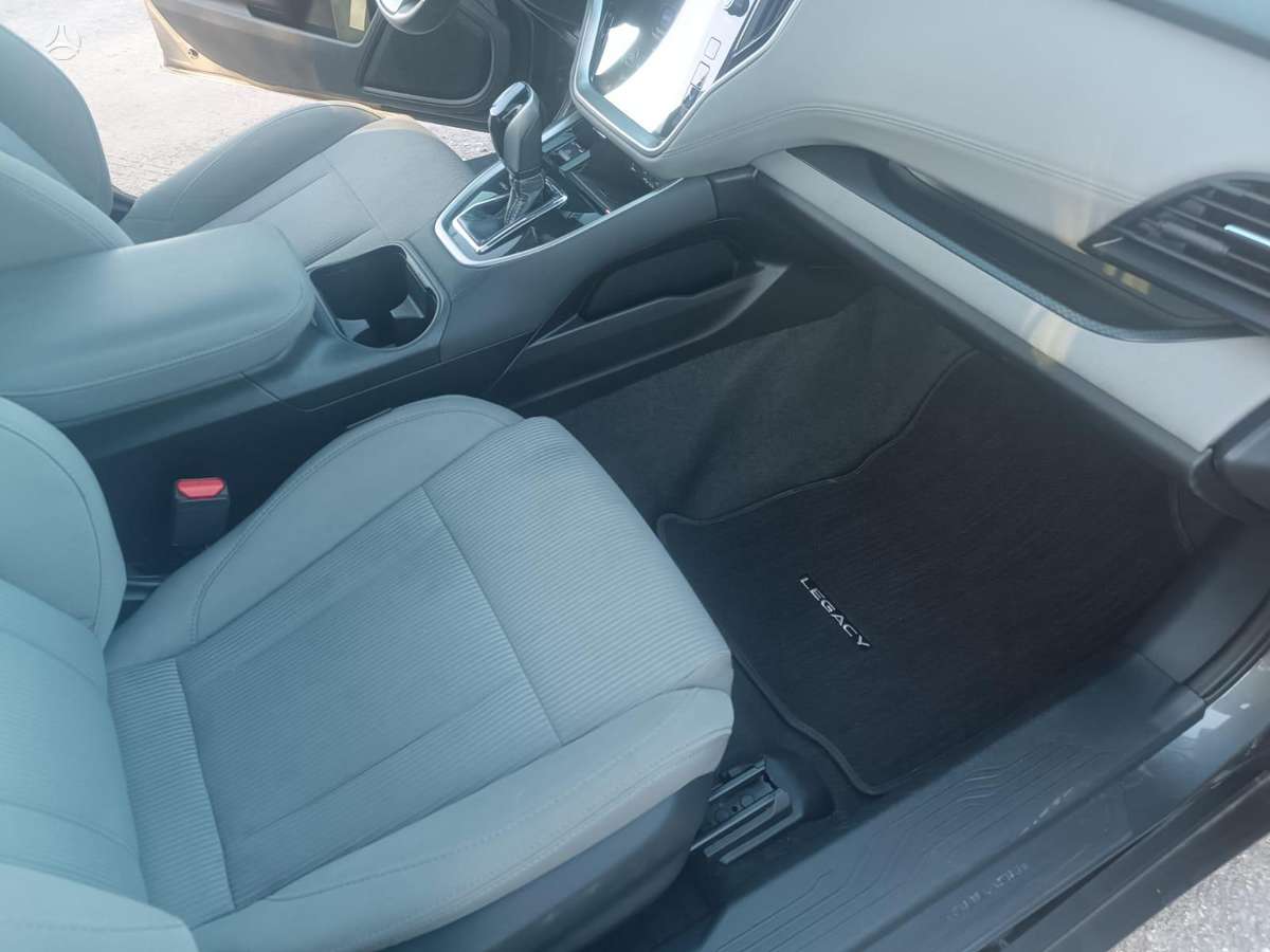 Subaru Legacy, 2.5 l., Седан