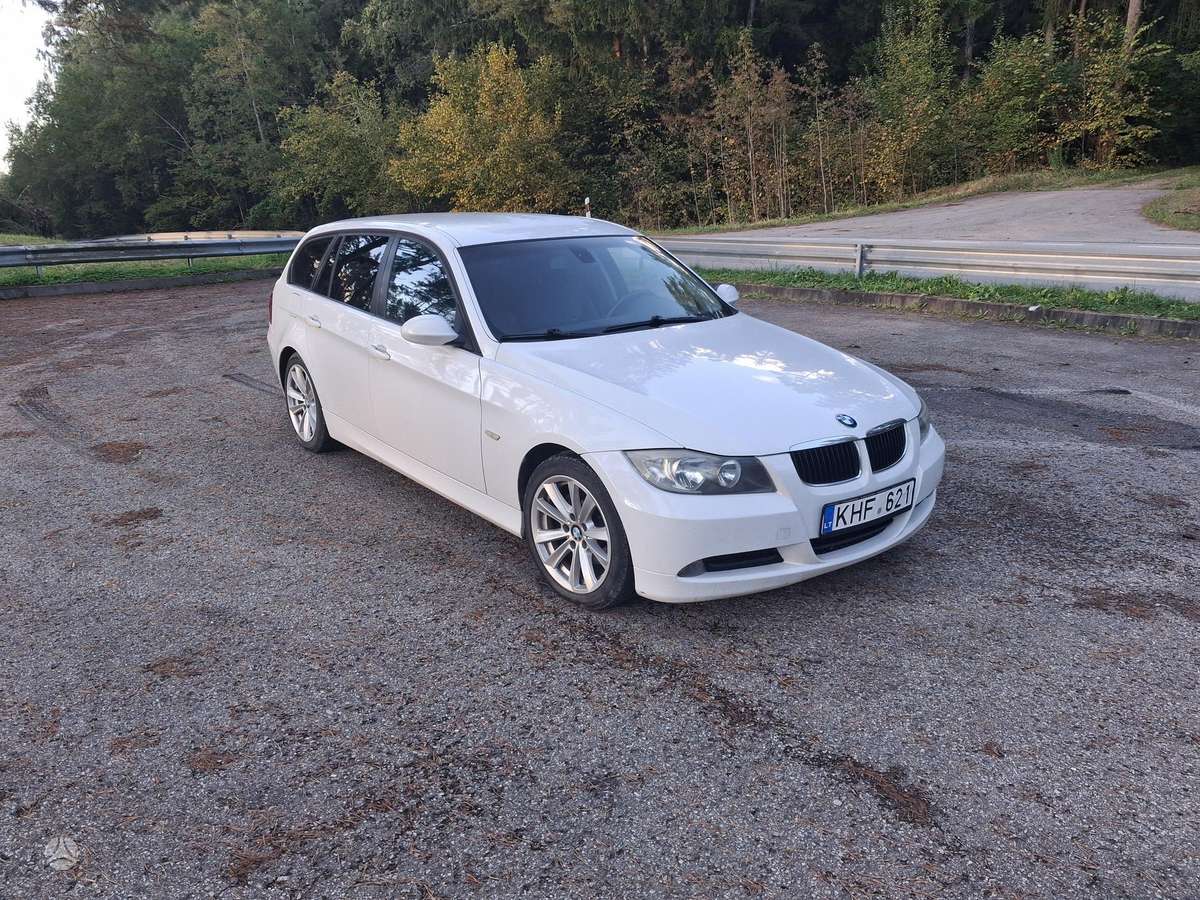 BMW 320, 2.0 l., universalas