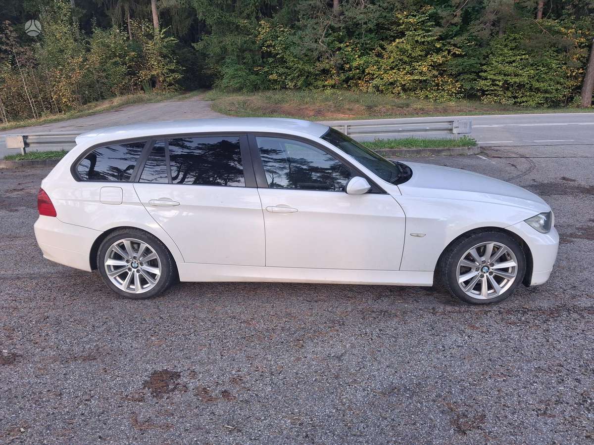 BMW 320, 2.0 l., wagon