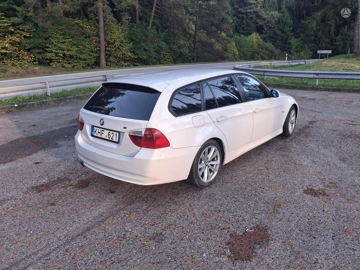 BMW 320, 2.0 l., wagon