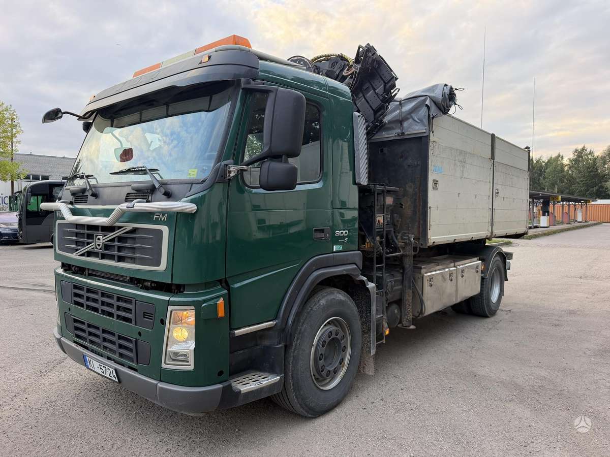 Volvo FM300, dumpers with crane