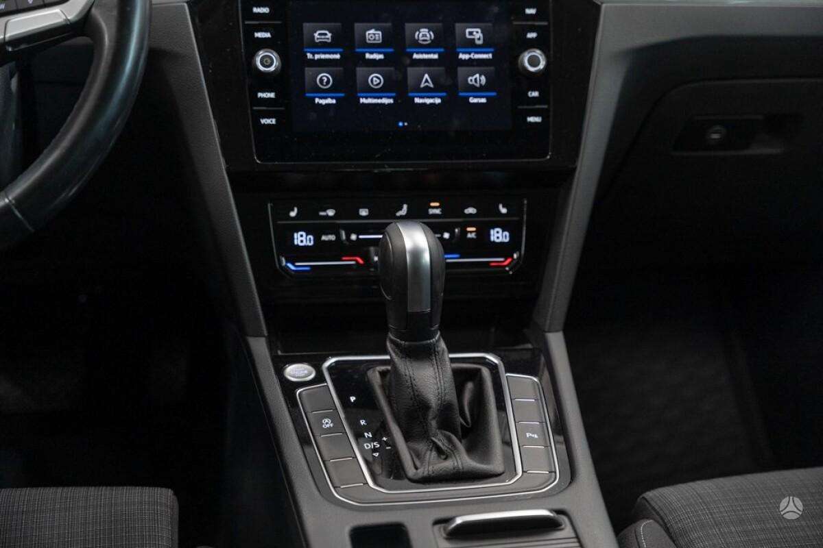 Volkswagen Passat, 1.5 l., Универсал