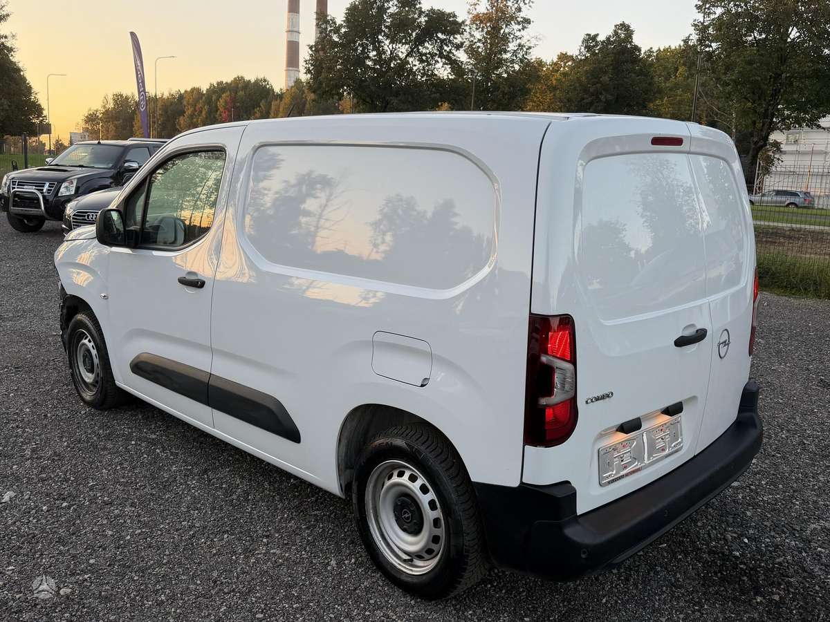 Opel Combo, 1.5 l., komercinis