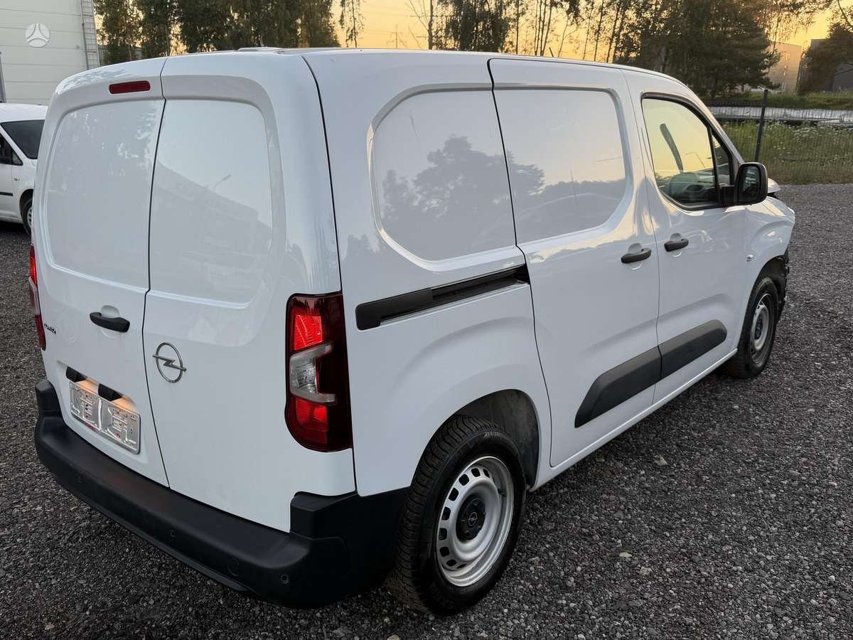 Opel Combo, 1.5 l., komercinis