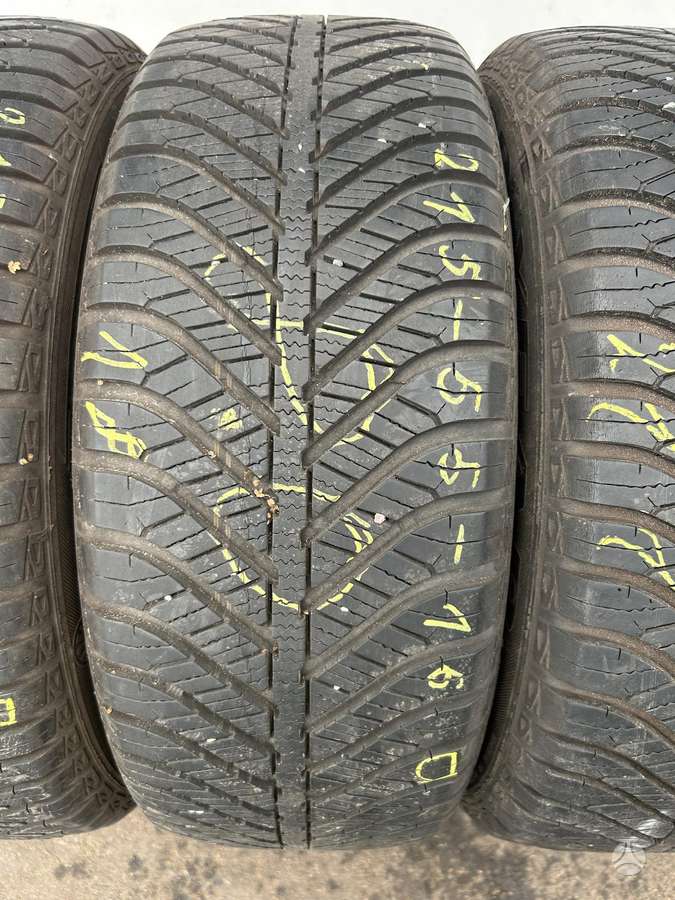 Goodyear Vector4Seasons, всесезонные 215/55 R16