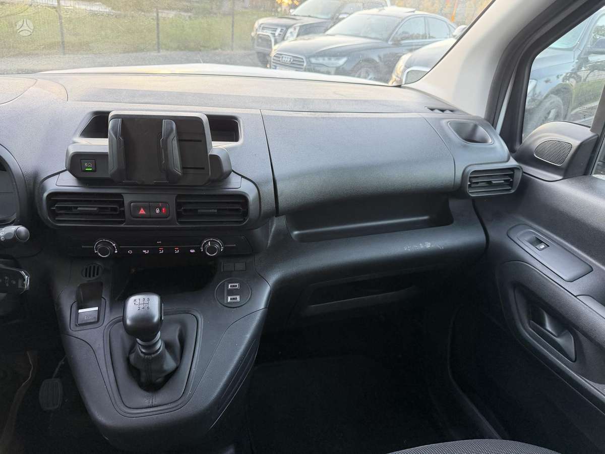 Opel Combo, 1.5 l., komercinis