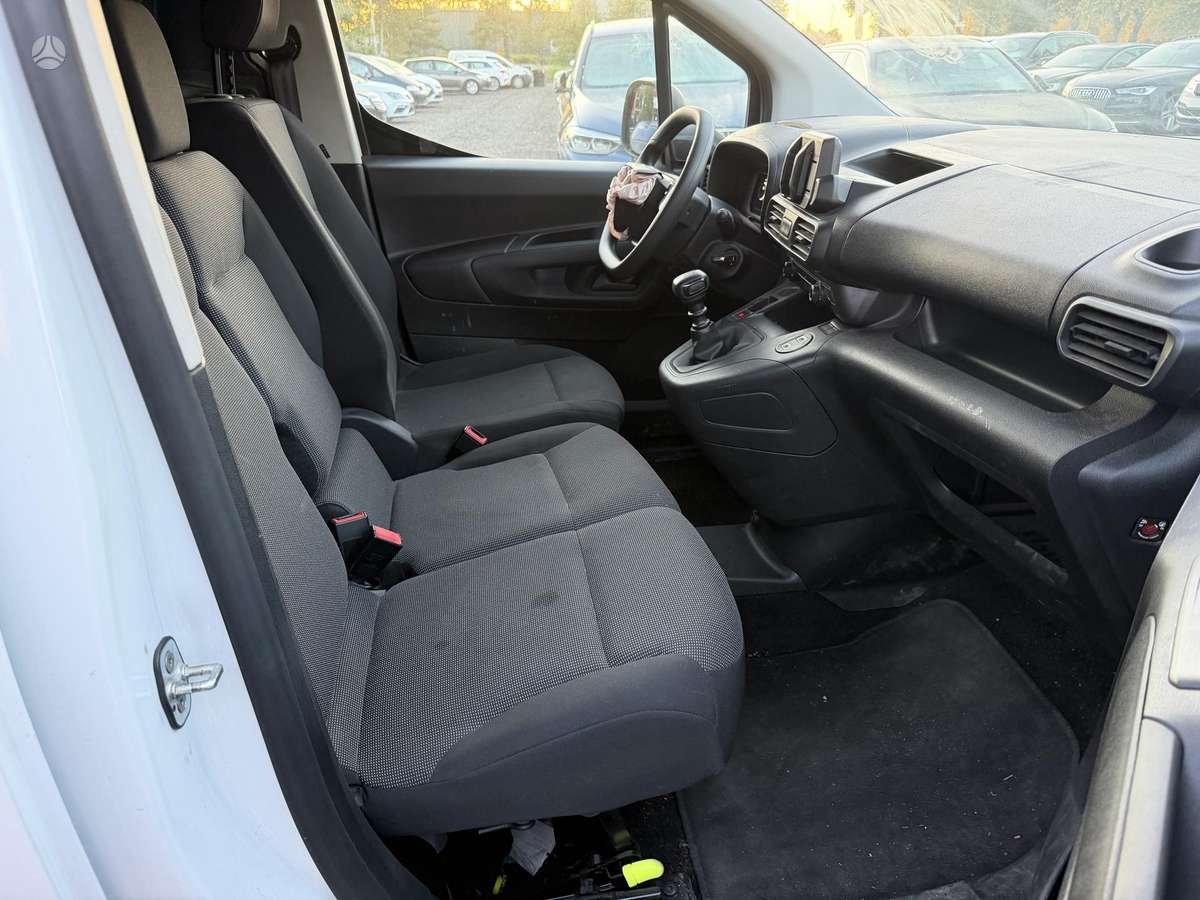 Opel Combo, 1.5 l., komercinis